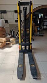 transpallet elevatore