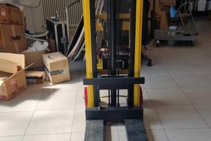 transpallet elevatore