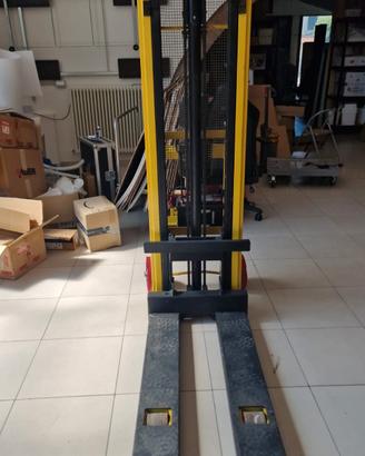 transpallet elevatore