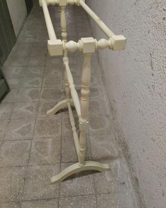 Portasciugamani shabby bianco