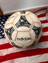 Pallone Adidas Questra originale 1994