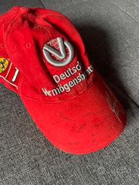 Cappello originale Ferrari firmato