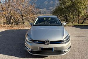 Volkswagen Golf 5p 1.4 tgi Highline 110cv dsg
