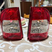 Fanali posteriori fiat strada