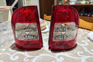 Fanali posteriori fiat strada