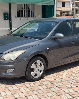 Hyundai i30 1.6 CRDi VGT 16V 90CV 5p. Active