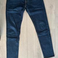 LEVIS 512 SLIM TAPER