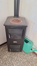 Stufa a legna bruciatutto SIDEROS