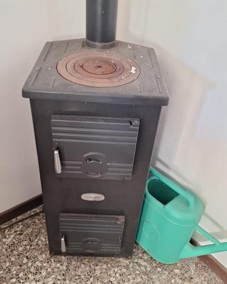 Stufa a legna bruciatutto SIDEROS