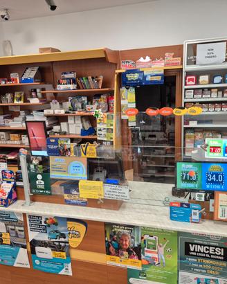 Si vende tabaccheria in posizione centralissima
