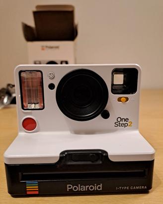 Polaroid OneStep2 i-Type camera
