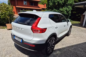 Volvo XC40 T4 Recharge 211 CV Inscription Expr.