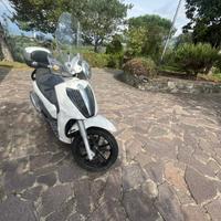 Scooter Carnaby Cruiser 300