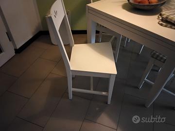 Tavolo e sedie