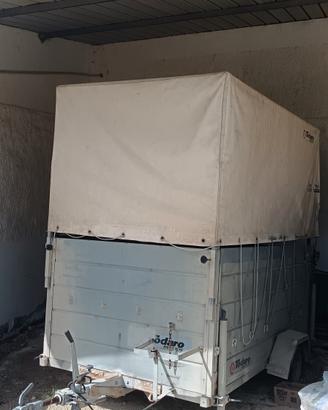 Carrello per trasporto merci uso proprio 