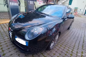 ALFA ROMEO MITO QUADRIFOGLIO VERDE 