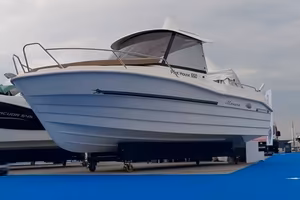 MANARA 550 PILOT HOUSE PRONTA CONSEGNA NAPOLI