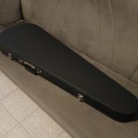 Custodia rigida per basso elettrico 