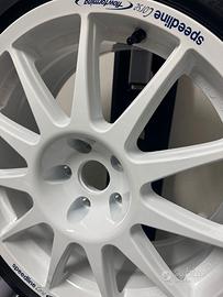 Set cerchi e pneumatici Yaris GR