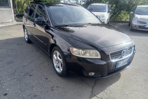Volvo V50 D2