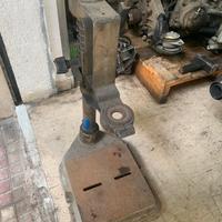 Supporto per trapano a colonna