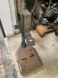 Supporto per trapano a colonna