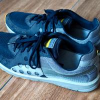 Scarpe Puma nere e grigie (43)