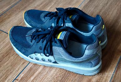 Scarpe Puma nere e grigie (43)