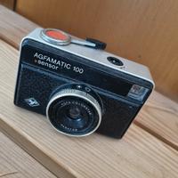 macchina fotografica antica