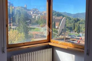 5 LOCALI A OLEVANO ROMANO