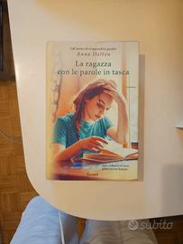 La ragazza con le parole in tasca - Anna Dalton