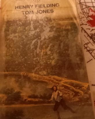 tom jones di henry fielding