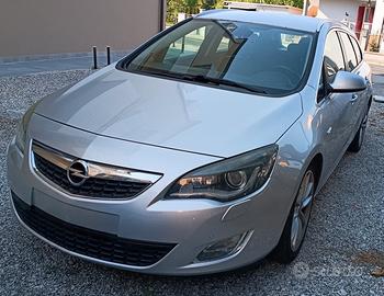 Opel Astra j 