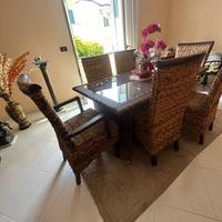 Tavolo con pianonin vetro + 6 sedie rattan/vimini