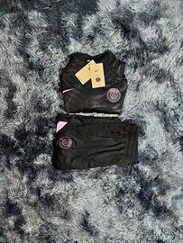 Tuta sportiva calcio nera/rosa – Taglia M – nuova