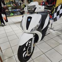 Piaggio Medley S 125 Bianco