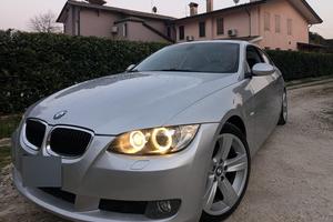 BMW 320i manuale attiva m sport