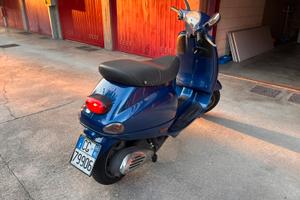 Piaggio Vespa et4 150cc