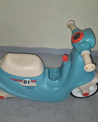 Scooter a spinta per bambini marca Smoby