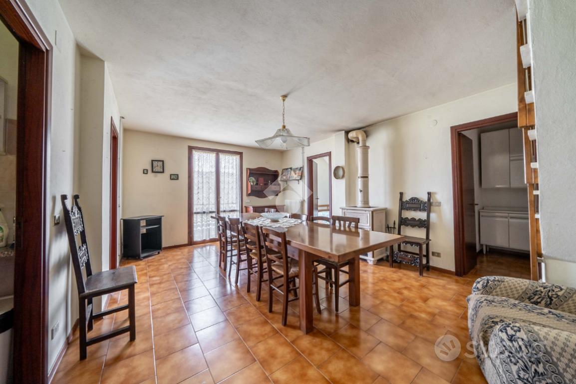 Appartamento – Canossa, Ienza, Roncaglio - Altro