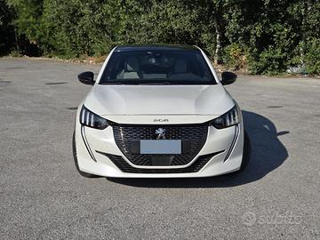Peugeot 208 GT 