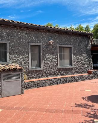Villetta con cortile 49-392