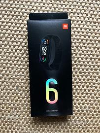 Xiaomi Band 6 con cinturini di ricambio