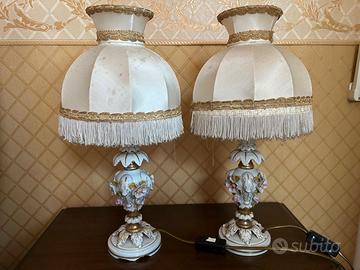 Coppia ABAT-JOUR CAPODIMONTE