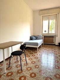 Stanza singola - via Stretta Brescia