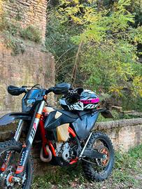 KTM EXC-F 350 SIX DAYS 2021