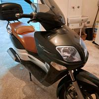Moto Scooter Yamaha Versity 300 - 2005