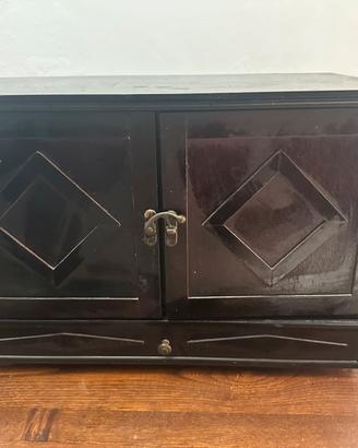 🪵 Mobiletto vintage in legno scuro con cassetto