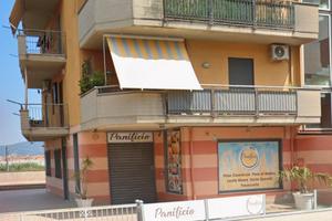 Locale commerciale - Angri