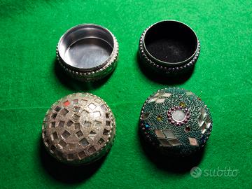 Coppia di Scatoline Portagioie Artigianali indiane